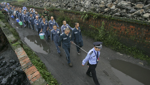 chian%20prison%20camp%20bannswer324 Dei laogai e delleconomia globale: il business dello schiavismo